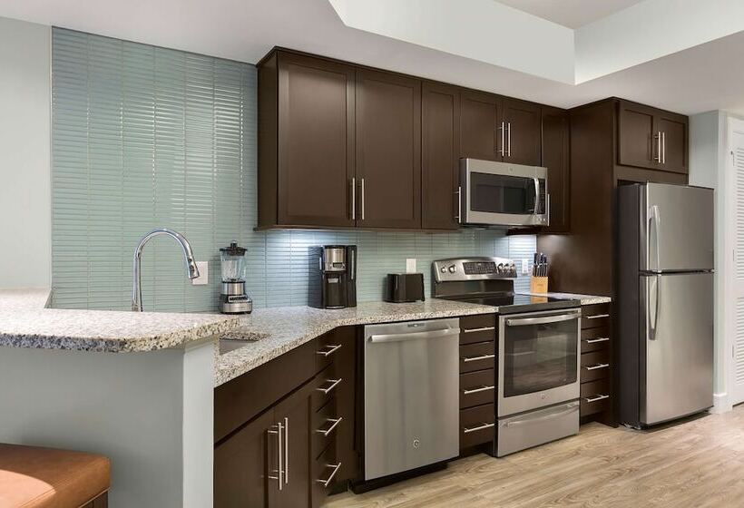 سوئیت برای معلولان, Hilton Grand Vacations Club Ocean 22 Myrtle Beach