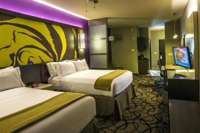 スイート, Holiday Inn Express & Suites Garland E   Lake Hubbard I30, An Ihg