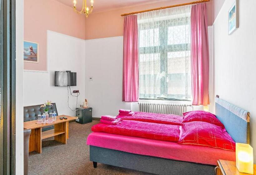 Номер Стандарт, Obecní Dům