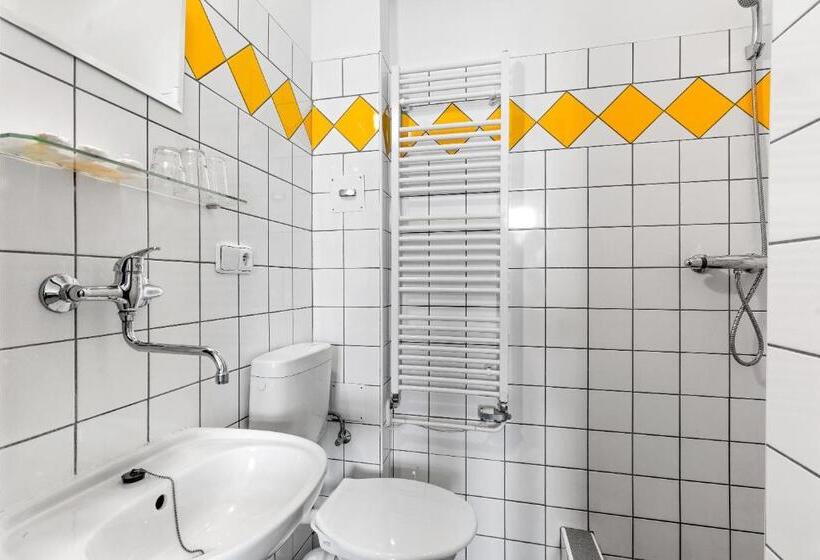 Номер Стандарт Трехместный, Obecní Dům