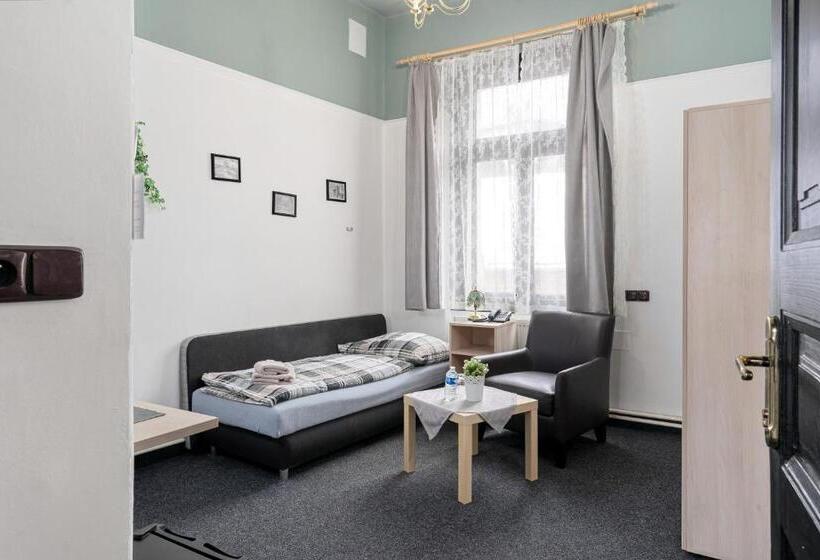 Номер Стандарт Индивидуальный, Obecní Dům