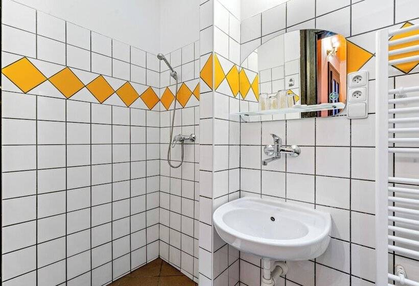 Номер Стандарт, Obecní Dům