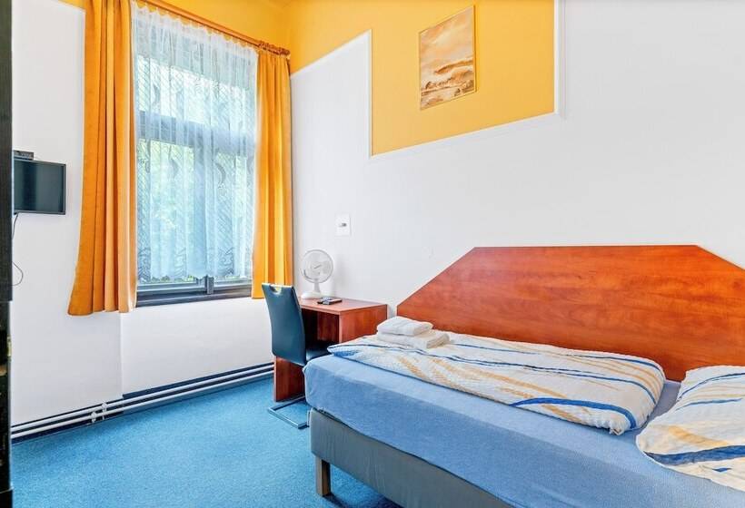 标准间, Obecní Dům