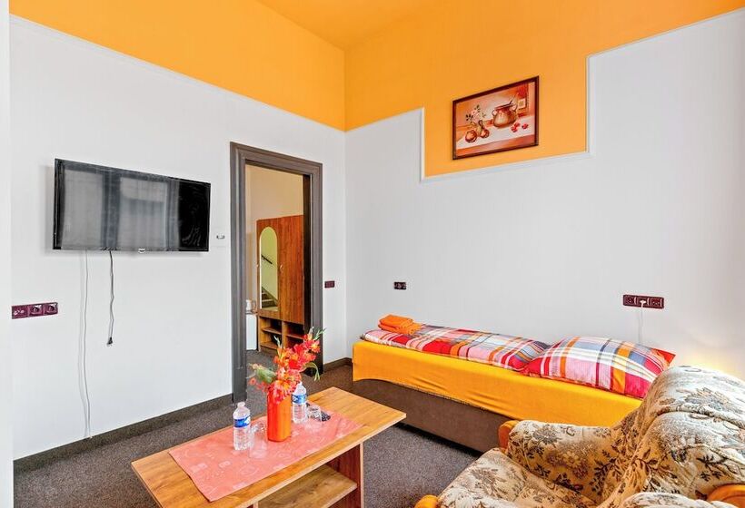 标准间, Obecní Dům