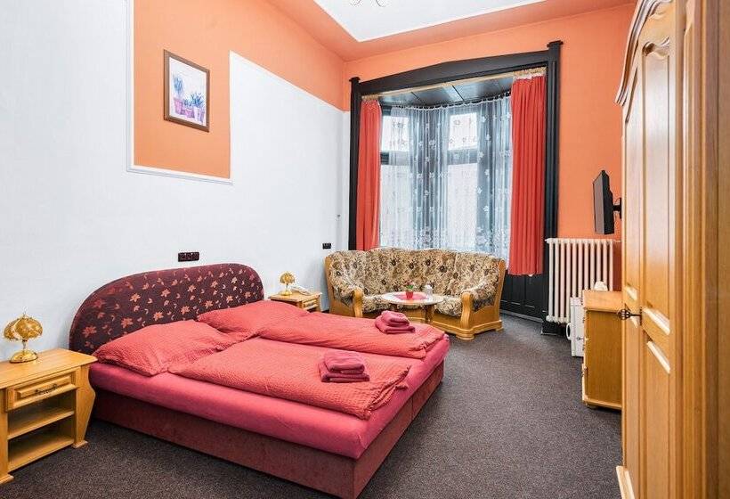 四人标准间, Obecní Dům