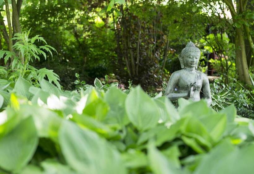 Standard Triple Room with Terrace, Restaurant Oortjeshekken