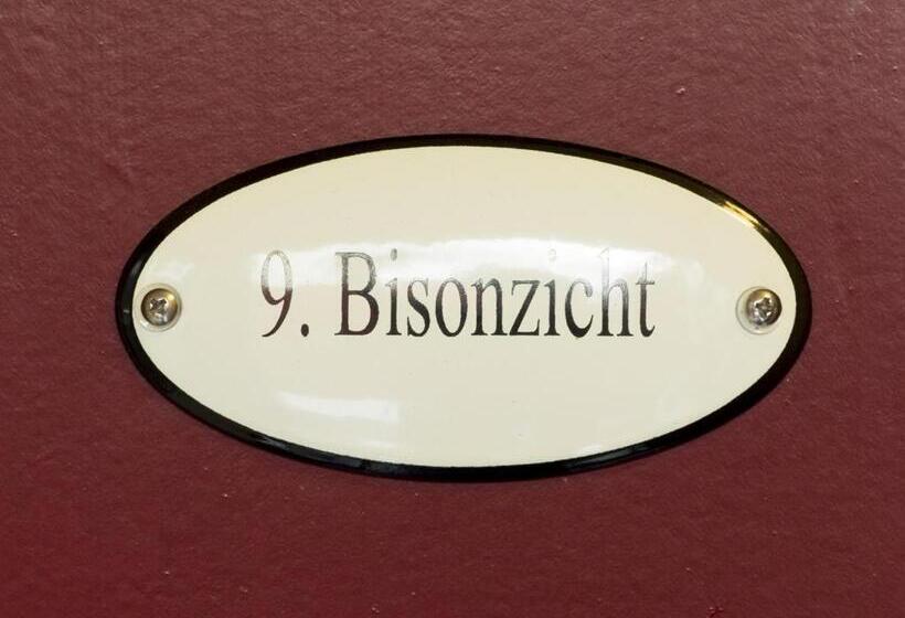 اتاق اکونومی, Restaurant Oortjeshekken