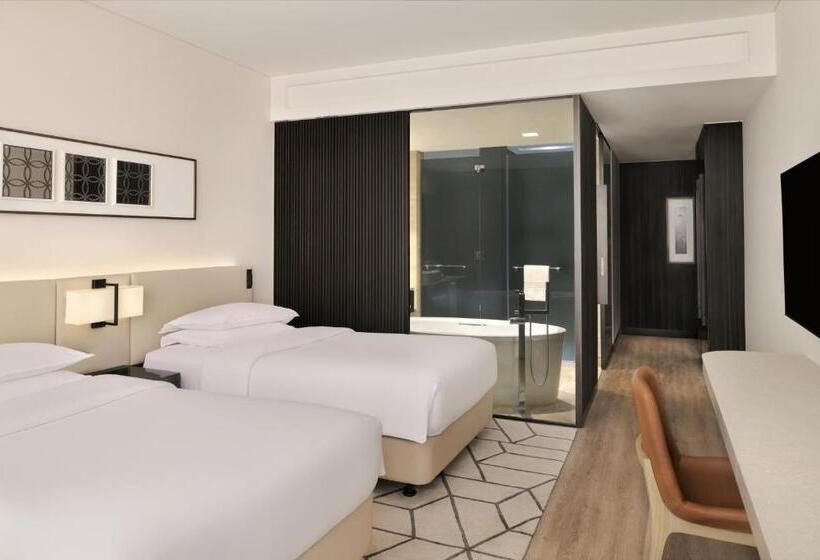 俱乐部房间, Sheraton Grand Hotel, Dubai