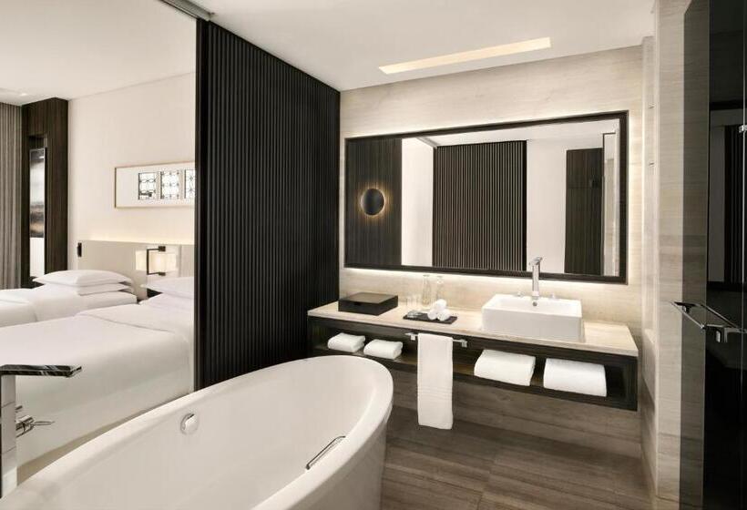 俱乐部房间, Sheraton Grand Hotel, Dubai