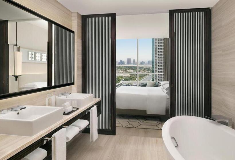 Люкс Повышенной Комфортности, Sheraton Grand Hotel, Dubai