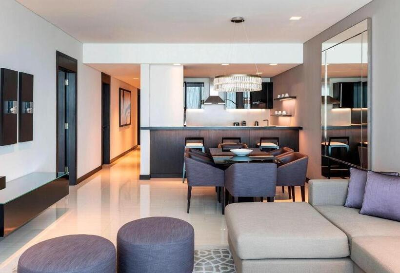 带3个卧室的公寓, Sheraton Grand Hotel, Dubai