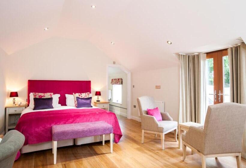 デラックスルーム, The Horn Of Plenty