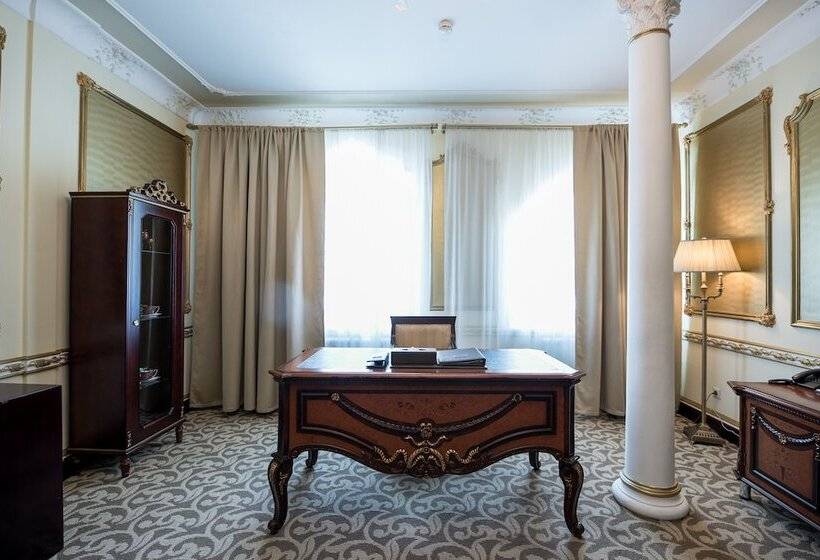 آپارتمان 2 خوابه, The Rooms Boutique