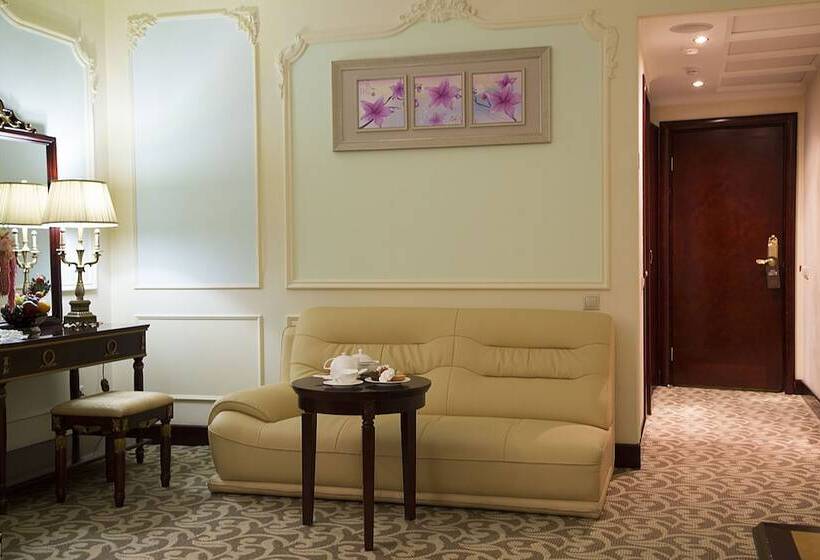 اتاق کلاس بیزنس, The Rooms Boutique