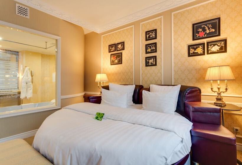 Студия Стандарт, The Rooms Boutique