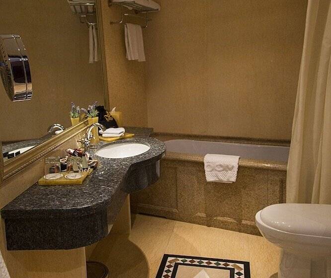 Номер Deluxe с Балконом, The Rooms Boutique