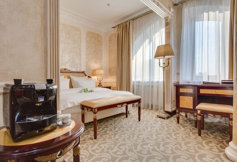 Люкс, The Rooms Boutique