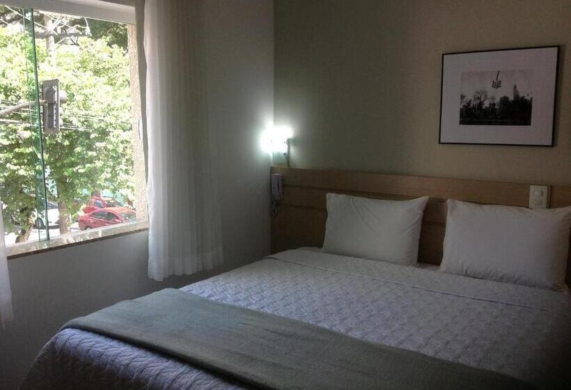 اتاق استاندارد, Upper