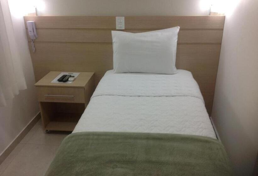 اتاق استاندارد یک نفره, Upper