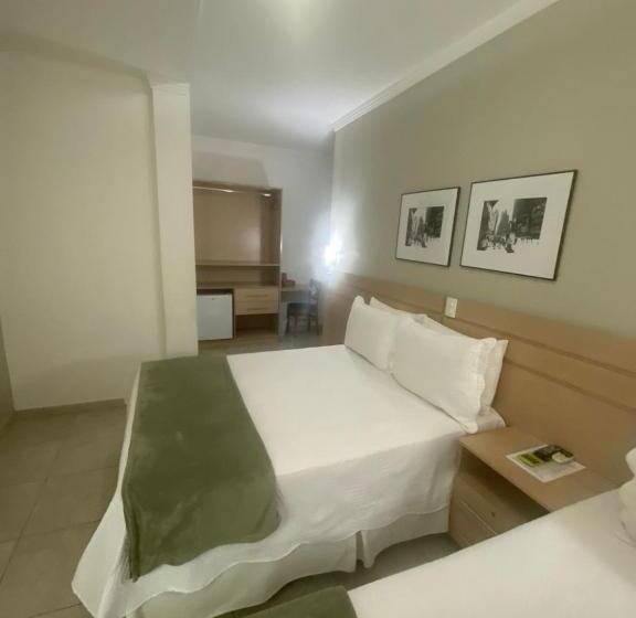 اتاق خانوادگی, Upper