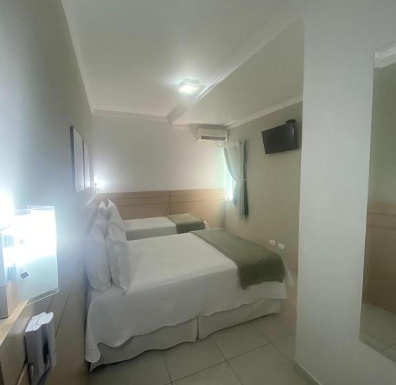 اتاق خانوادگی, Upper