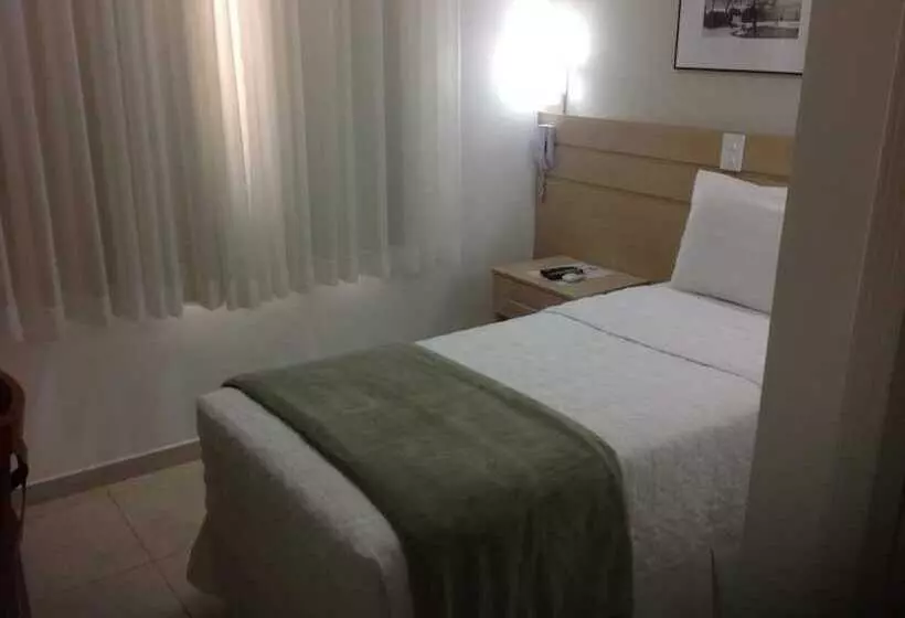 اتاق استاندارد یک نفره, Upper