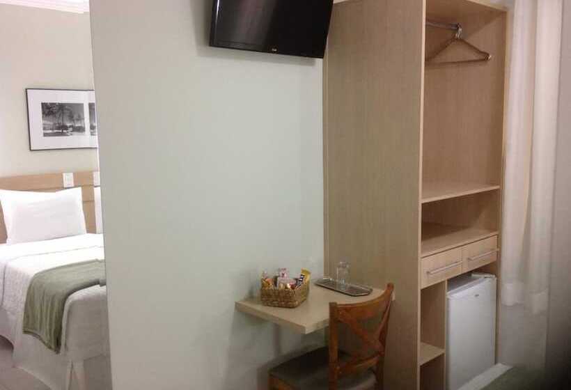 اتاق استاندارد, Upper