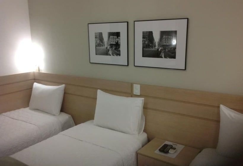 اتاق استاندارد سه نفره, Upper