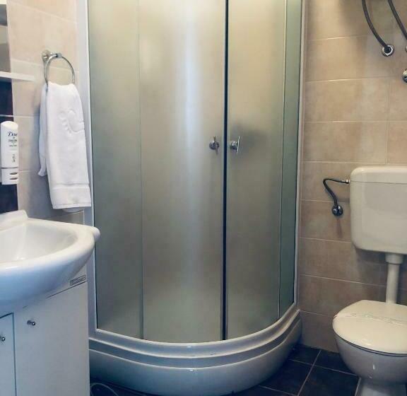 חדר סטנדרט, Malta