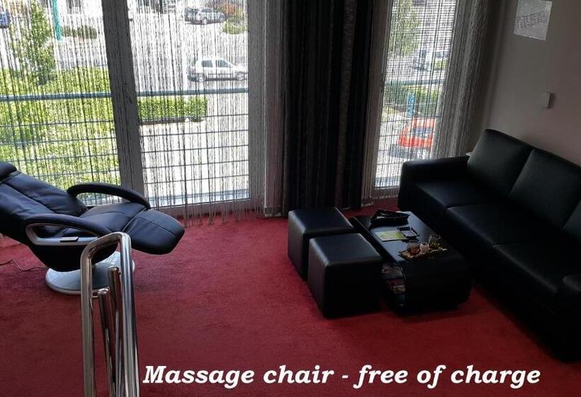 חדר דלוקס לארבעה, Malta