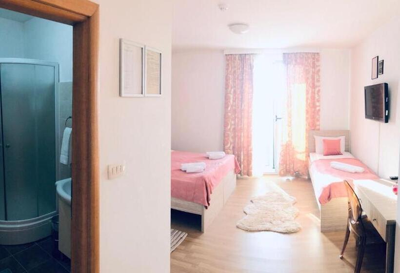 חדר סטנדרט עם מרפסת, Malta