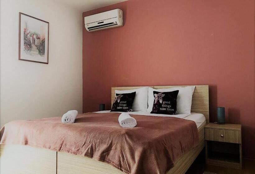 חדר דלוקס, Malta