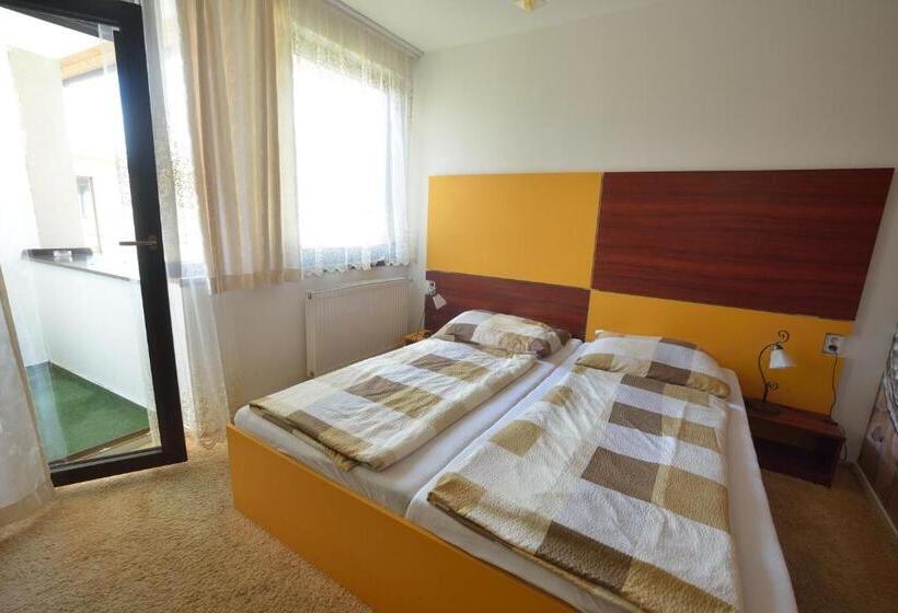 バルコニー付きスタンダードルーム, Penzion Best