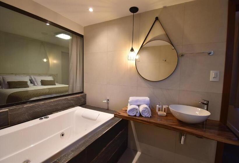 스위트 킹사이즈 침대, Pousada Villa Manso