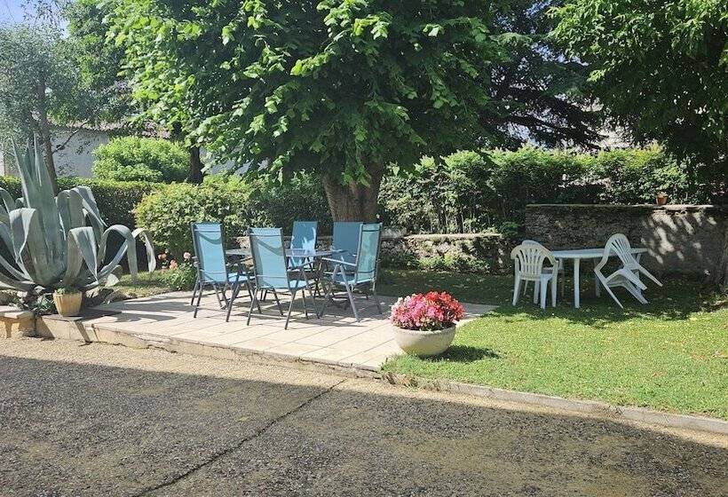 Номер Стандарт, Chambres Et Gîtes Les Deux Chênes Près De Bergerac