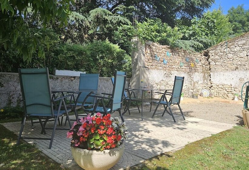 Номер Стандарт, Chambres Et Gîtes Les Deux Chênes Près De Bergerac