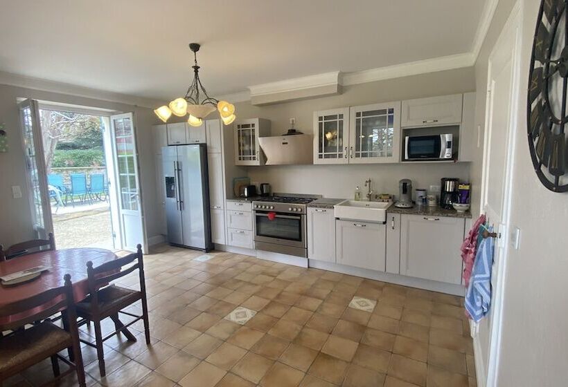 Номер Стандарт, Chambres Et Gîtes Les Deux Chênes Près De Bergerac