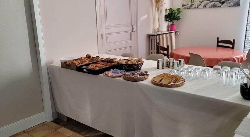 Номер Стандарт, Chambres Et Gîtes Les Deux Chênes Près De Bergerac