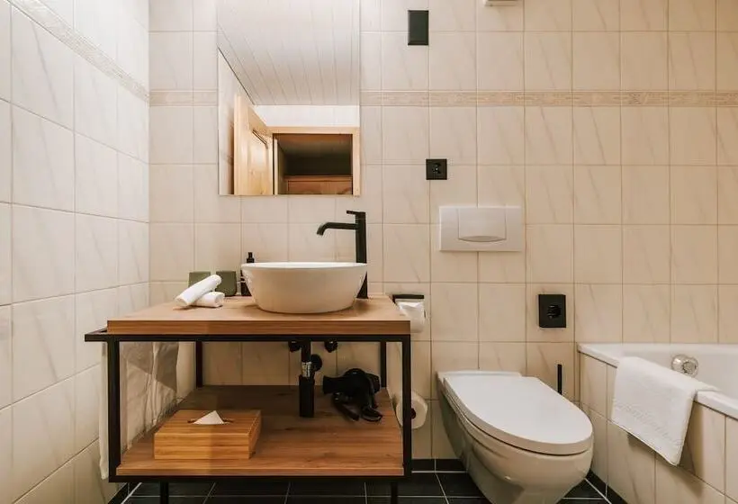 Quarto Standard com Vistas, Fiescherblick