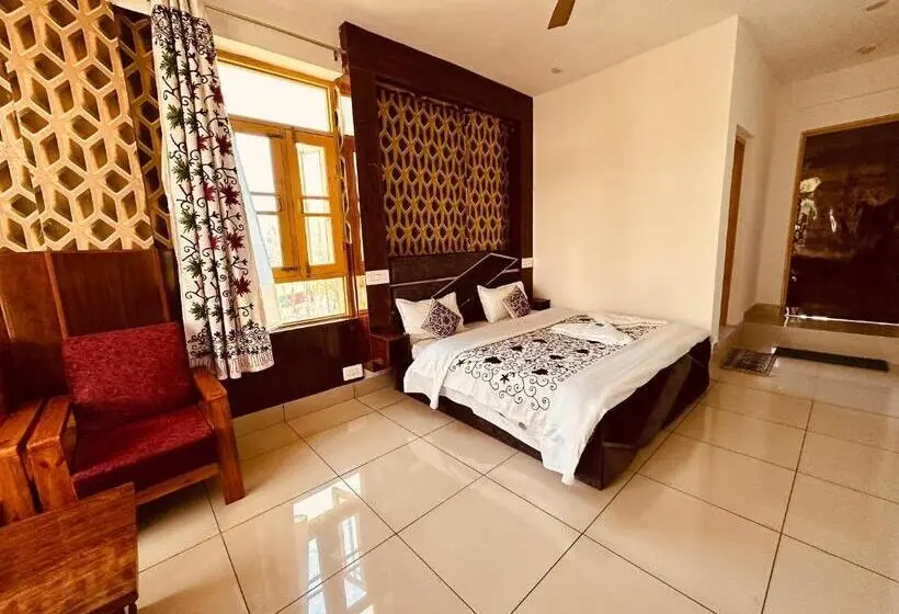 デラックスルーム, Gulmarg Residency, Kunzer Gulmarg