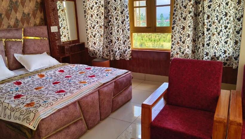 חדר דלוקס, Gulmarg Residency, Kunzer Gulmarg