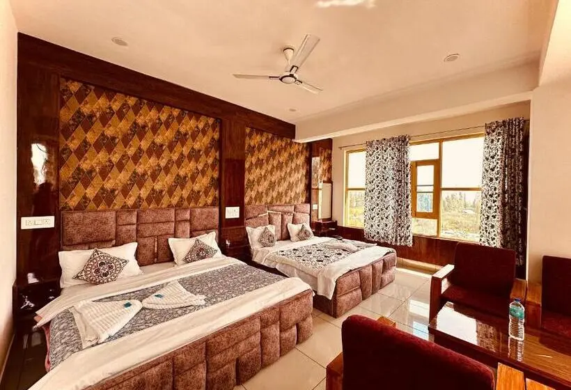 ガーデンビューファミリールーム, Gulmarg Residency, Kunzer Gulmarg