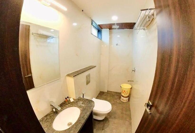 Номер Deluxe, Nayara