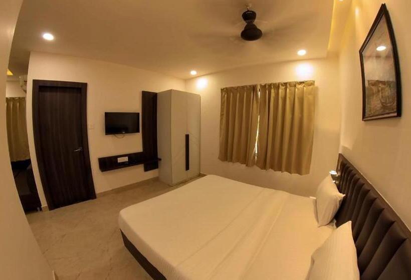 Номер Superior, Nayara