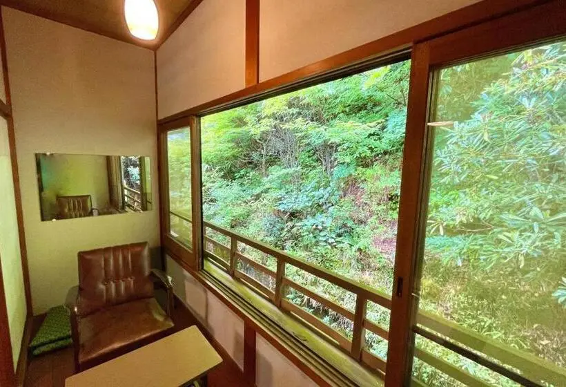 バス共有のスタンダードルーム, 高野山 宿坊 宝城院  Koyasan Shukubo Hojoin