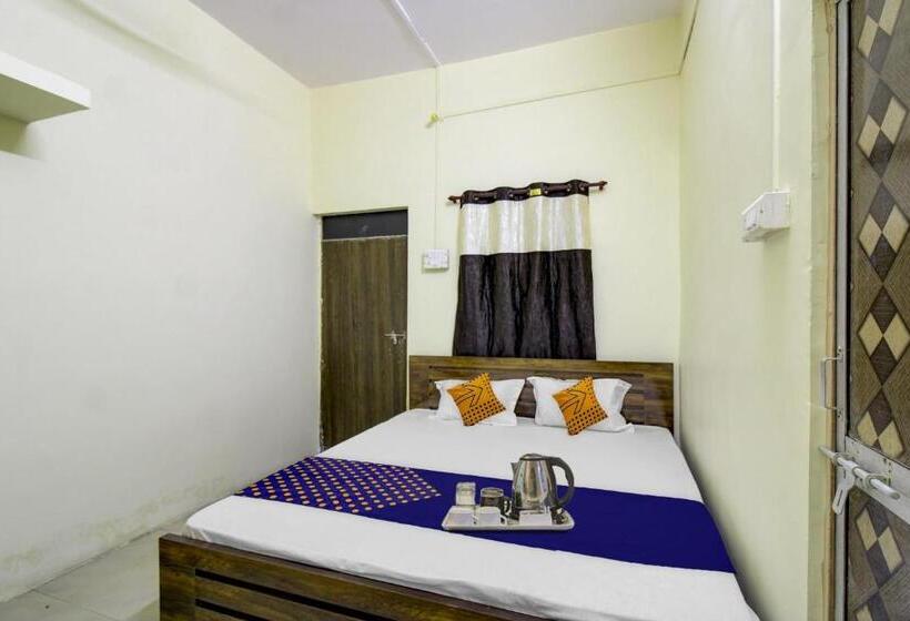 غرفة ديلوكس ثلاثية, Spot On Hotel Ashoka