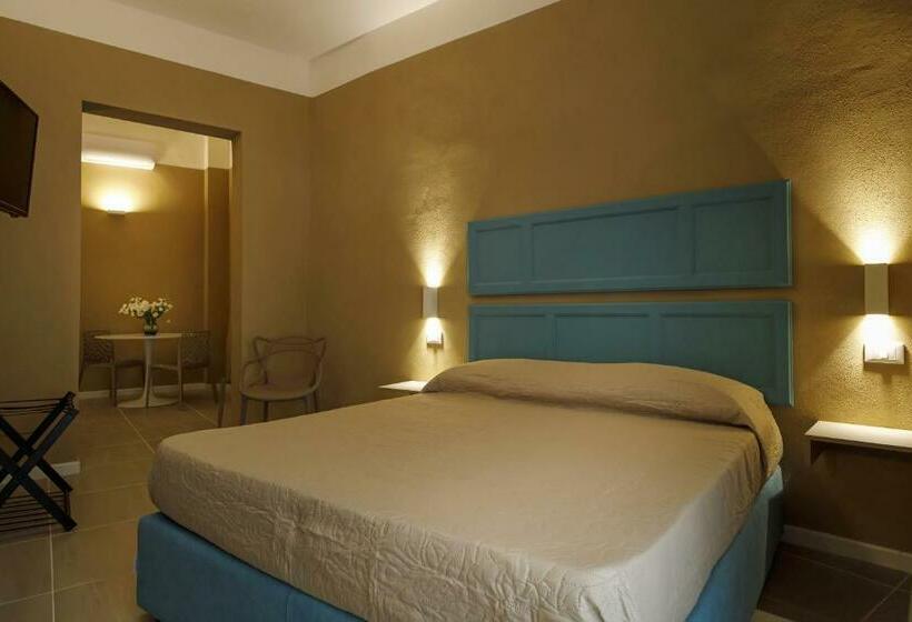 家庭套房, Palazzo Mancina