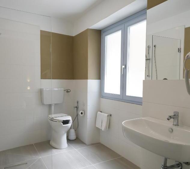 家庭套房, Palazzo Mancina