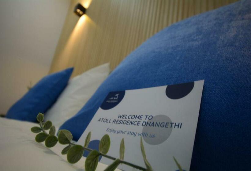 اتاق استاندارد با بالکن و چشم‌انداز دریا, Atoll Residence Dhangethi