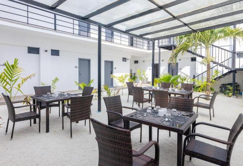 Triple Room Sea View, Atoll Residence Dhangethi